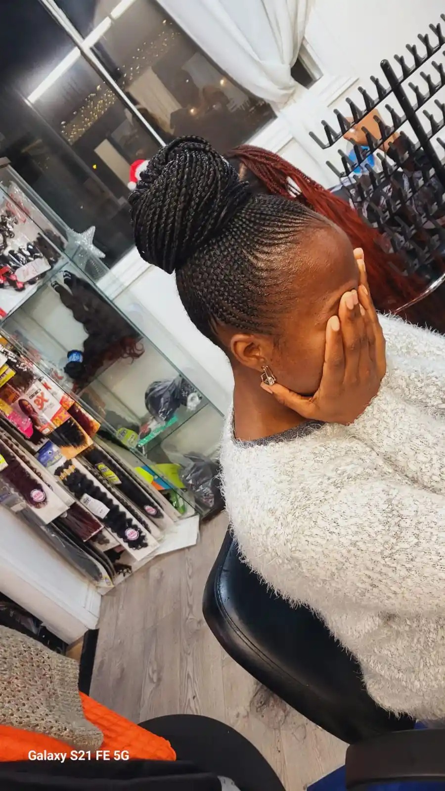 Portrait — Chignon Tressé